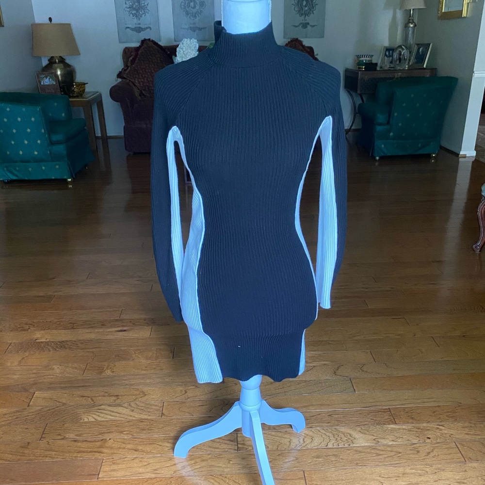 black and white long sleeve dress